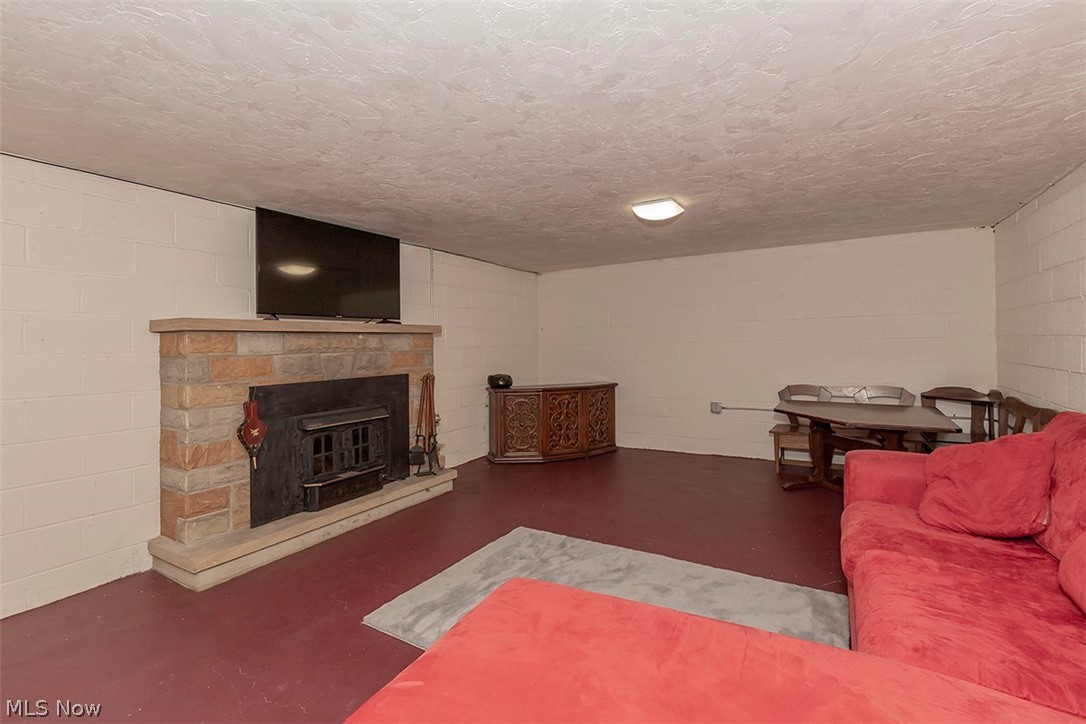 Olmsted 06 - Residential