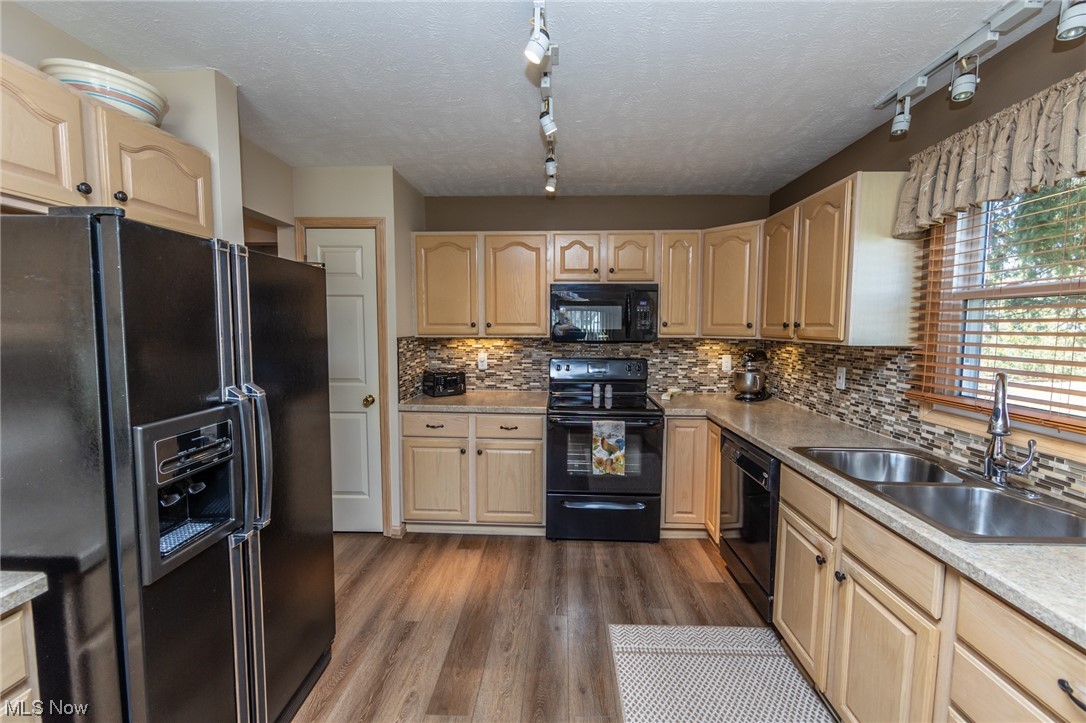 Trails Landing - Residential