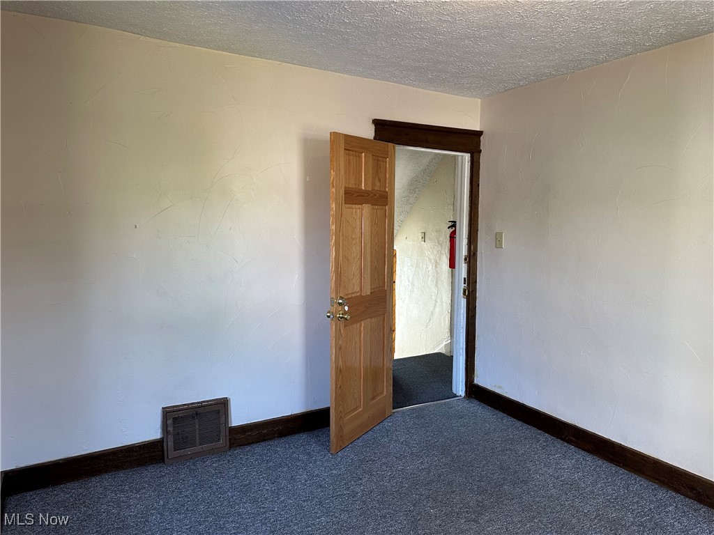 Ledge - Residential Lease