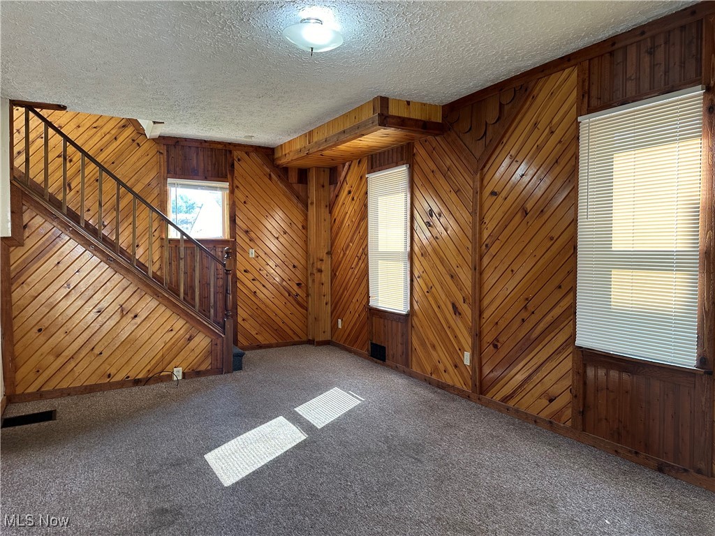 Ledge - Residential Lease