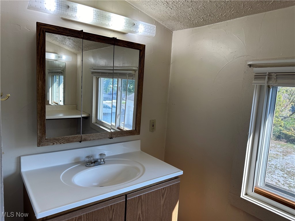 Ledge - Residential Lease