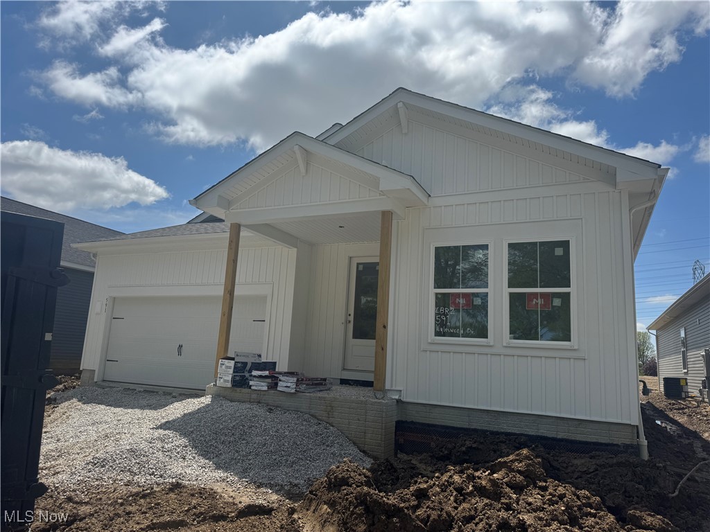 591 Wyleswood Drive, Berea, Ohio image 2