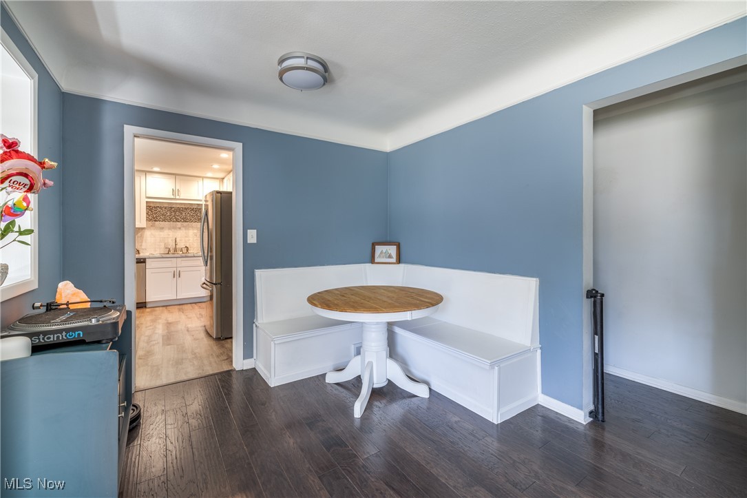 10050 Reichert Road, Parma, Ohio image 7