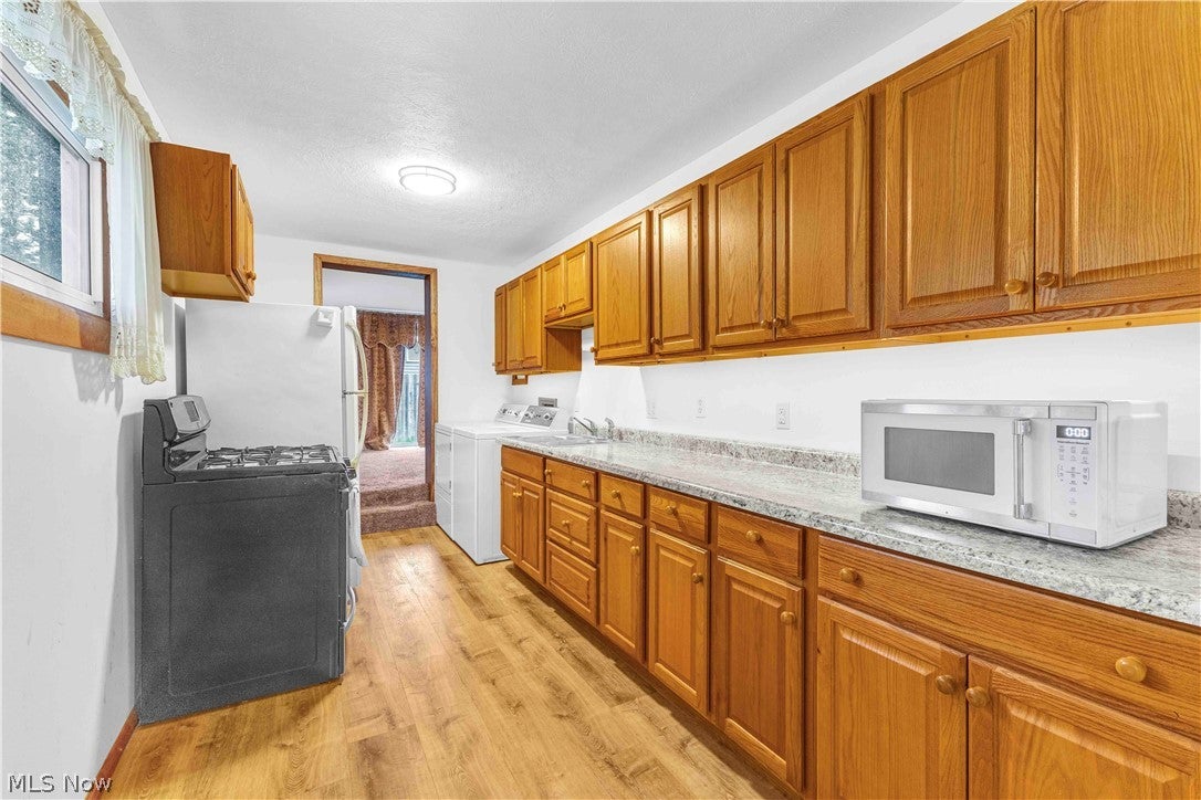 12437 National Drive