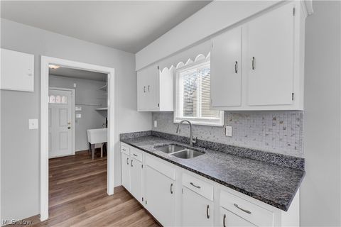 Tiny photo for 17401 Wayne Drive, Cleveland, OH 44128 (MLS # 5202940)