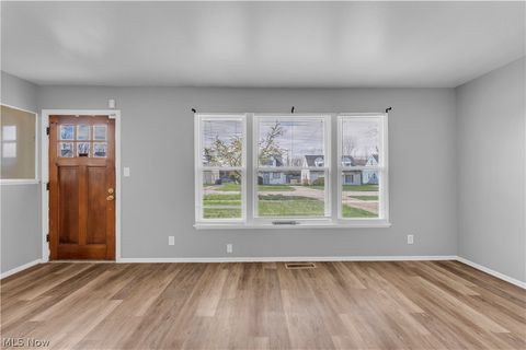 Tiny photo for 17401 Wayne Drive, Cleveland, OH 44128 (MLS # 5202940)