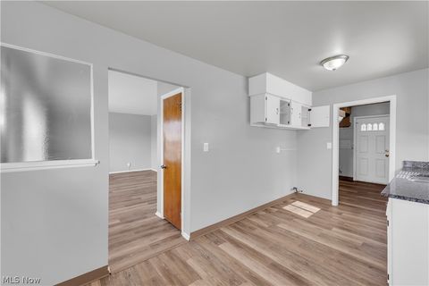 Tiny photo for 17401 Wayne Drive, Cleveland, OH 44128 (MLS # 5202940)