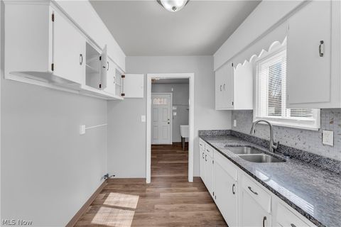 Tiny photo for 17401 Wayne Drive, Cleveland, OH 44128 (MLS # 5202940)