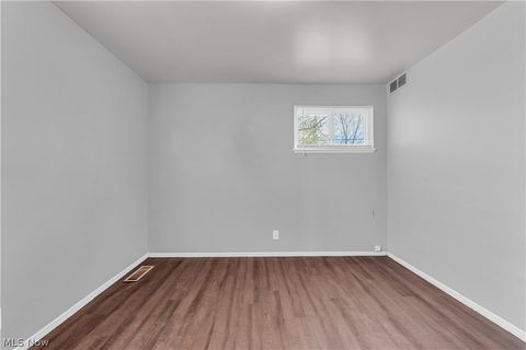 Tiny photo for 17401 Wayne Drive, Cleveland, OH 44128 (MLS # 5202940)