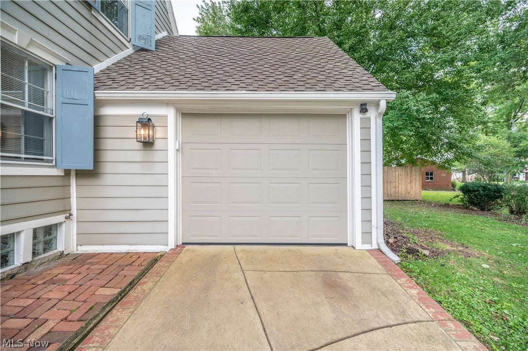 913 Home Circle