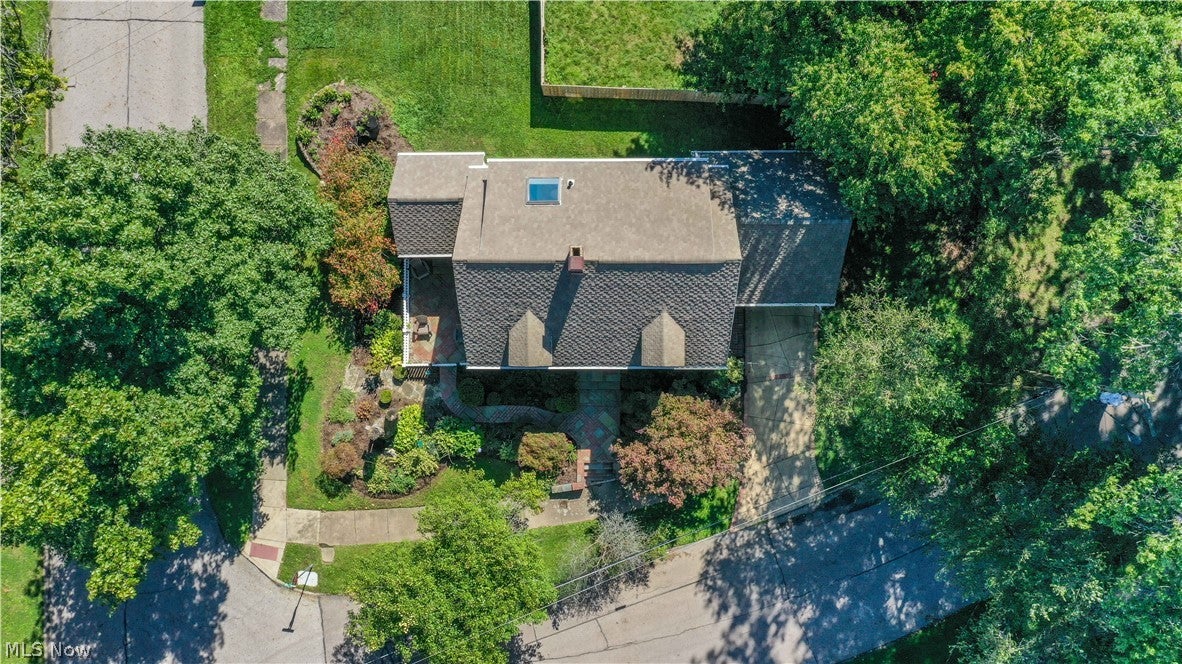 913 Home Circle