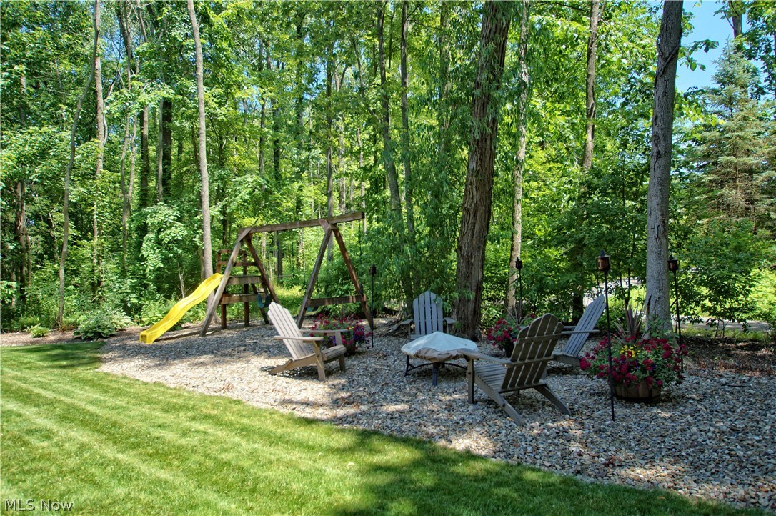 Woods Of Burlington - Residential