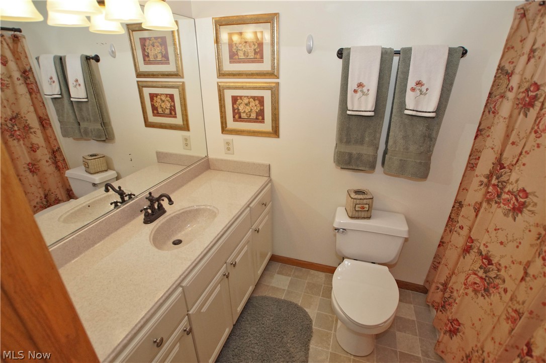 Woods Of Burlington - Residential