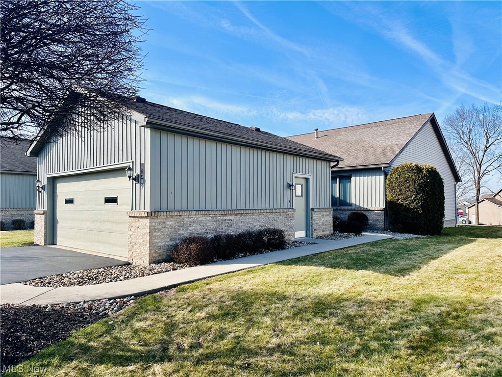 Shadowridge Villas Condos - Residential