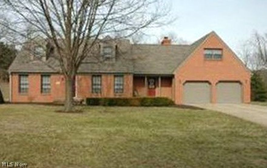 FSBO. Entered for comp purposes only.