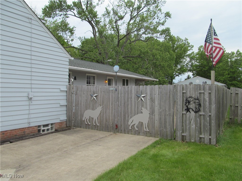 260 E 293rd Street, Willowick, Ohio image 6