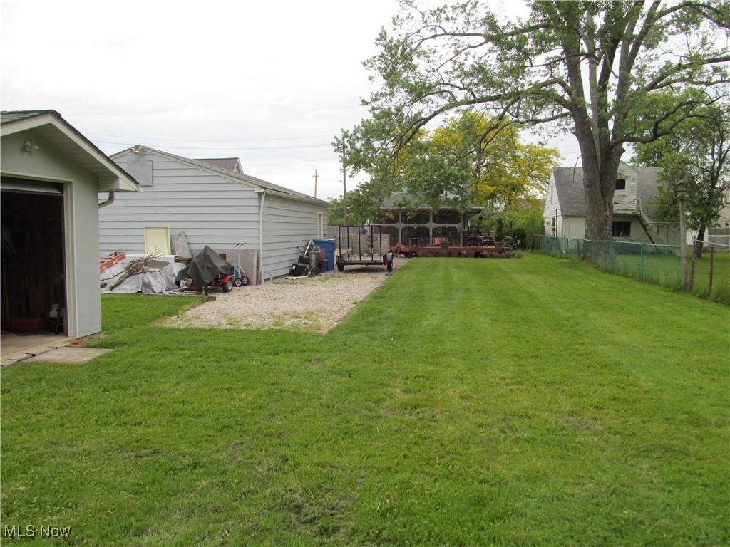 260 E 293rd Street, Willowick, Ohio image 20