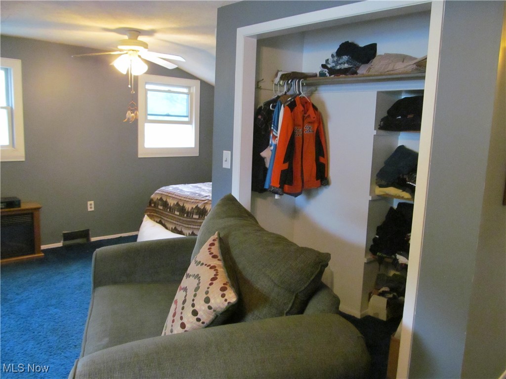 260 E 293rd Street, Willowick, Ohio image 34