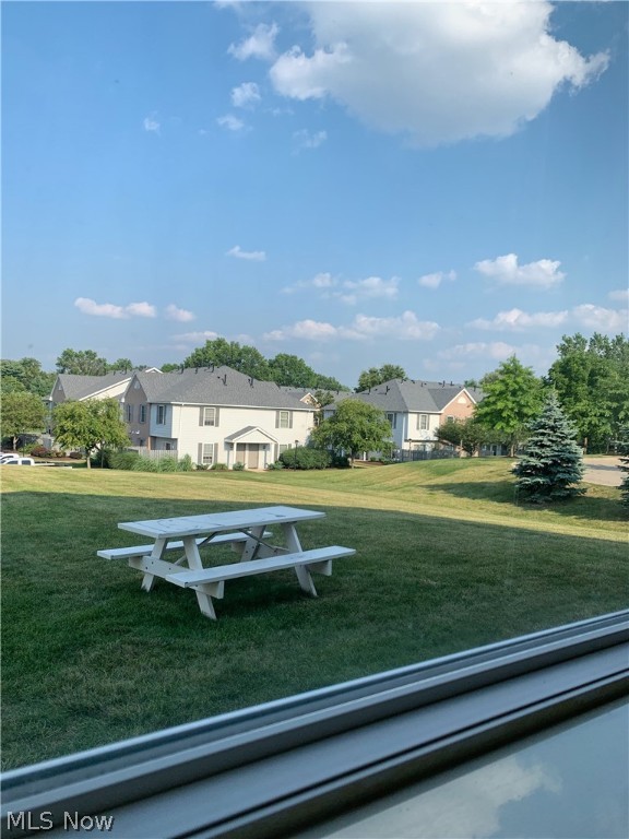 Brookledge Commons Condos - Residential Lease