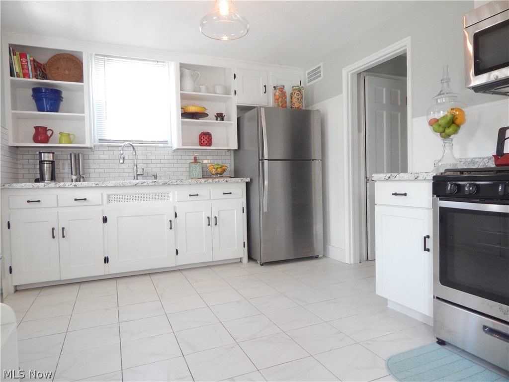 George Easterbrook's Sheila Pk - Residential