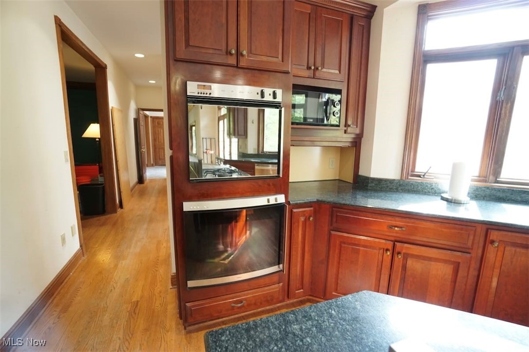 Village/Gates Mills - Residential