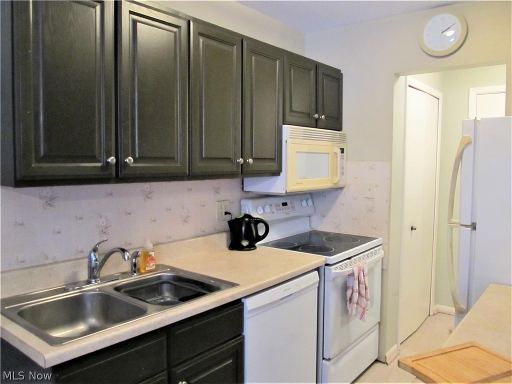 Nob Hill East Condo - Residential