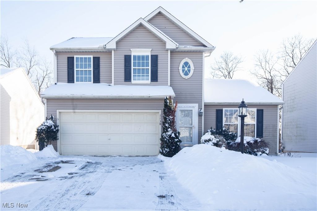 Photo of 1138 Ledgestone Drive, Wadsworth, OH 44281 (MLS # 5184527)