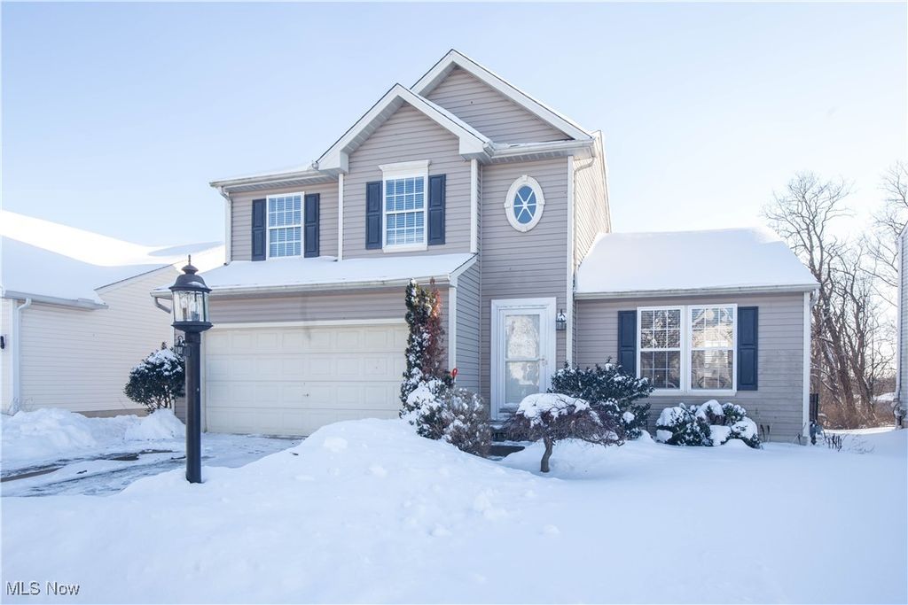 Photo of 1138 Ledgestone Drive, Wadsworth, OH 44281 (MLS # 5184527)