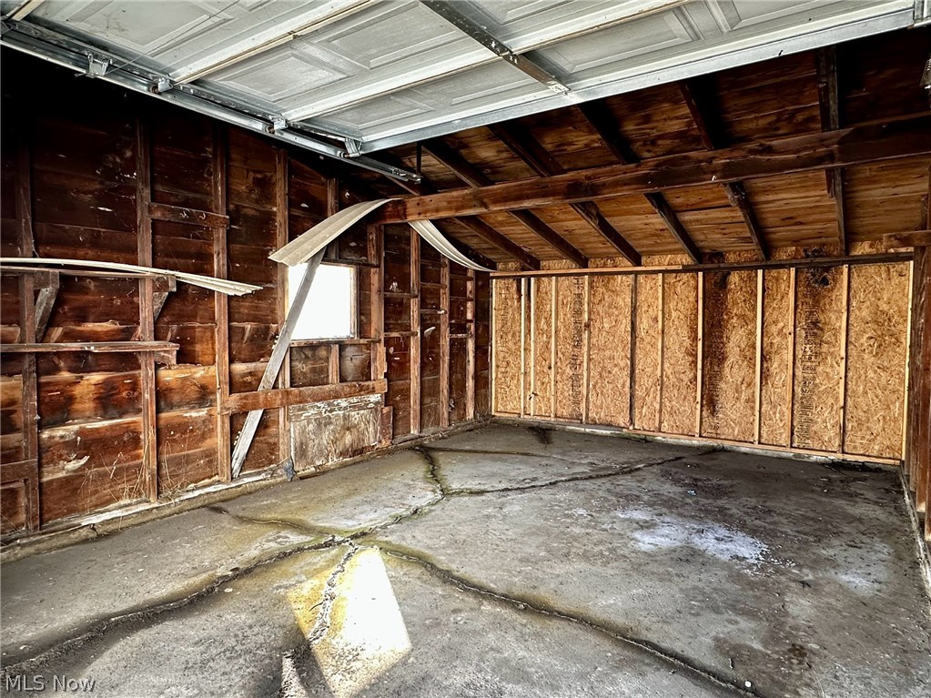 Brentwood Village 03/R Dvoraks - Residential