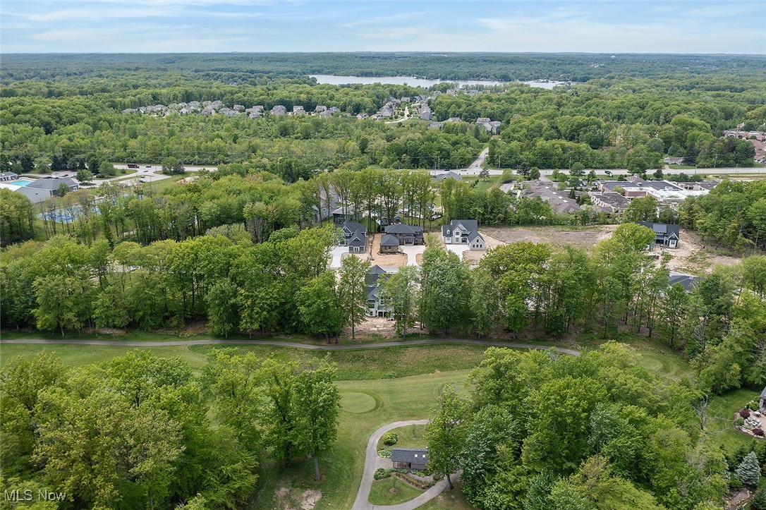810 Club Drive, Aurora, Ohio image 9
