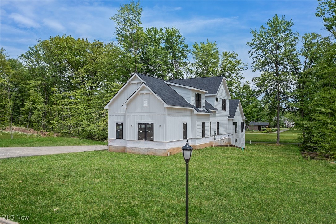 810 Club Drive, Aurora, Ohio image 3