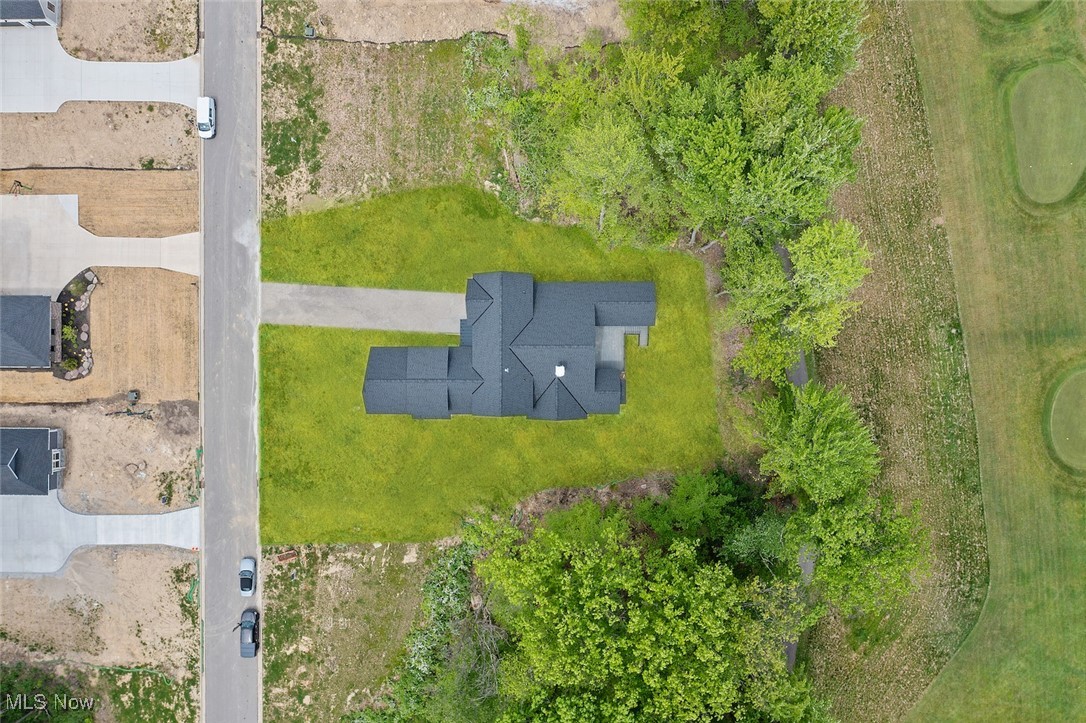810 Club Drive, Aurora, Ohio image 12