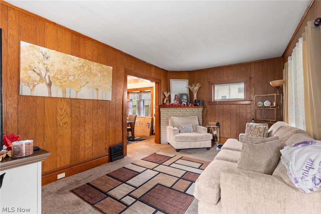 262 Gordon Drive