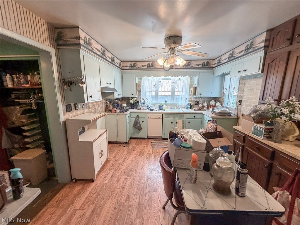 5679 Youngstown Kingsville Road NE