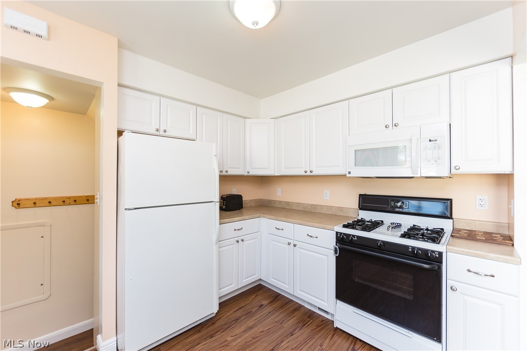 Holland Acres - Residential