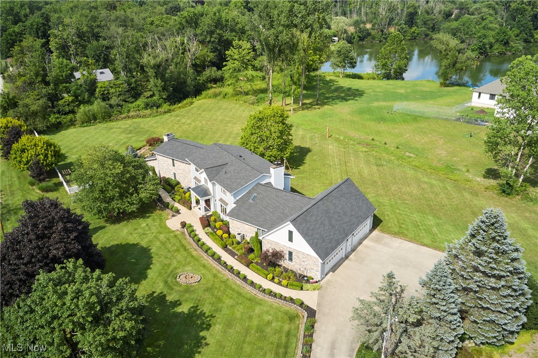 Bath, Ohio 44333, United States, 5 Bedrooms Bedrooms, ,4 BathroomsBathrooms,Residential,Contingent,181596