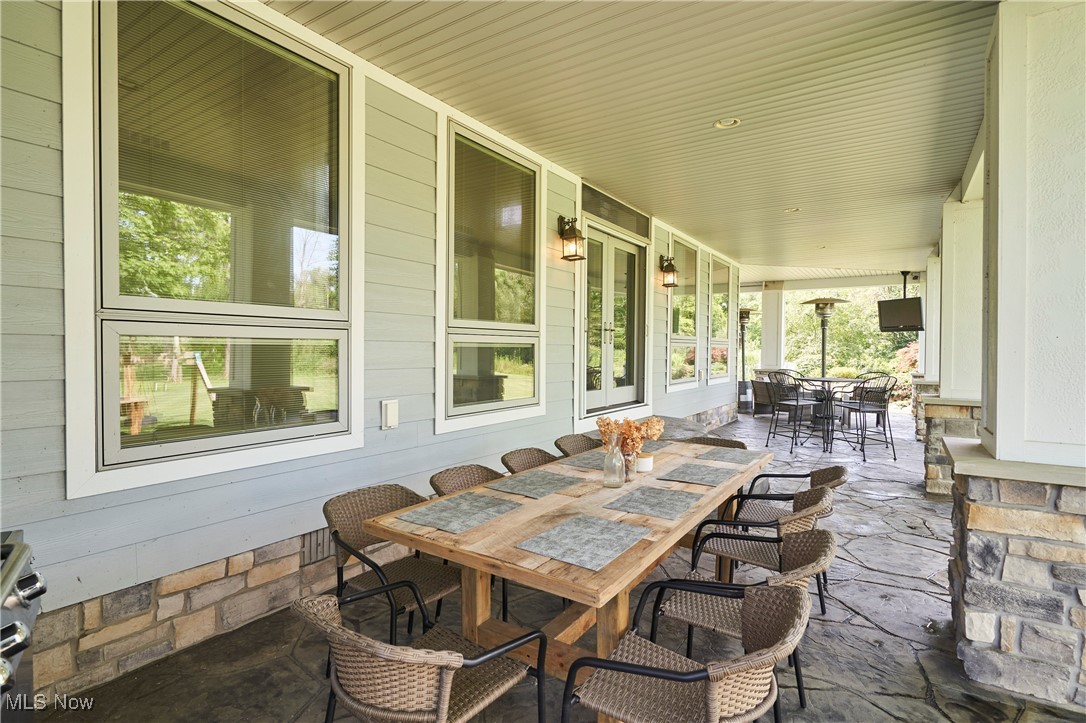 Bath, Ohio 44333, United States, 5 Bedrooms Bedrooms, ,4 BathroomsBathrooms,Residential,Contingent,181596