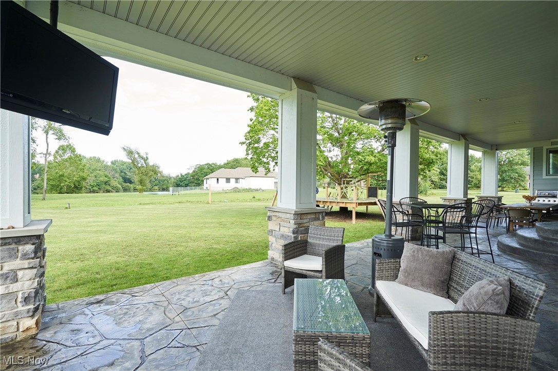 Bath, Ohio 44333, United States, 5 Bedrooms Bedrooms, ,4 BathroomsBathrooms,Residential,Contingent,181596