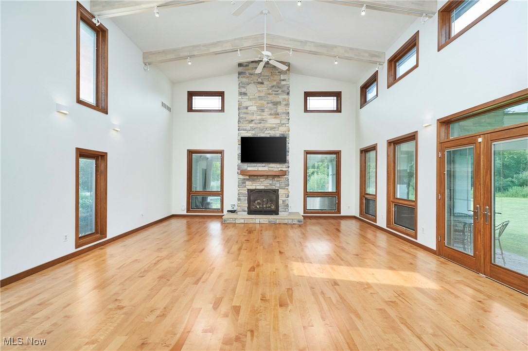 Bath, Ohio 44333, United States, 5 Bedrooms Bedrooms, ,4 BathroomsBathrooms,Residential,Contingent,181596