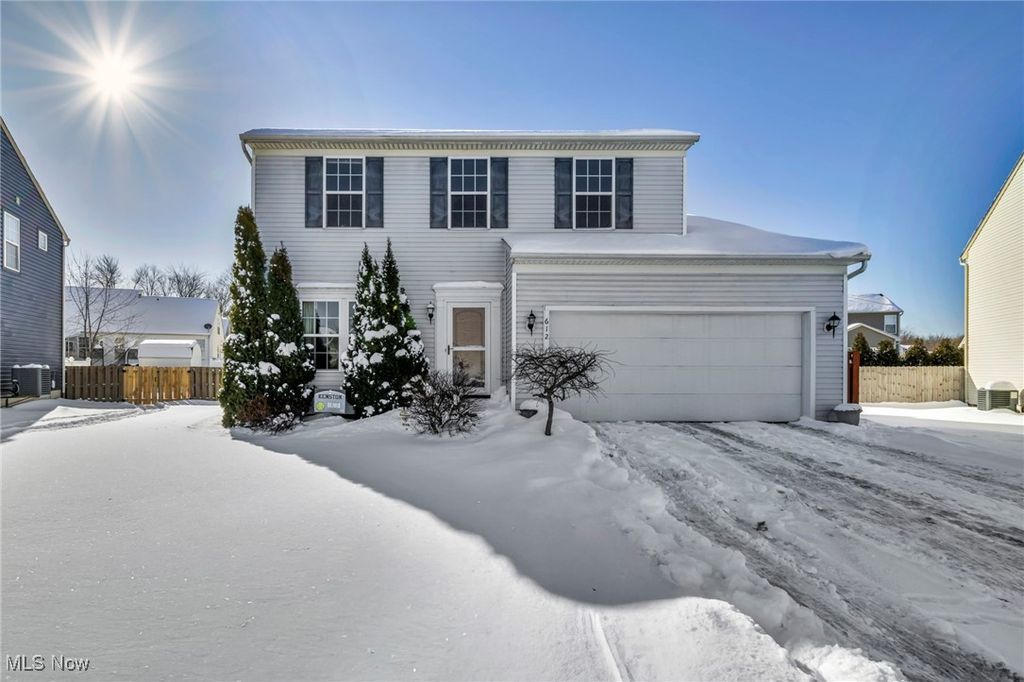 Photo of 612 S Settlers Lane, Painesville, OH 44077 (MLS # 5184341)