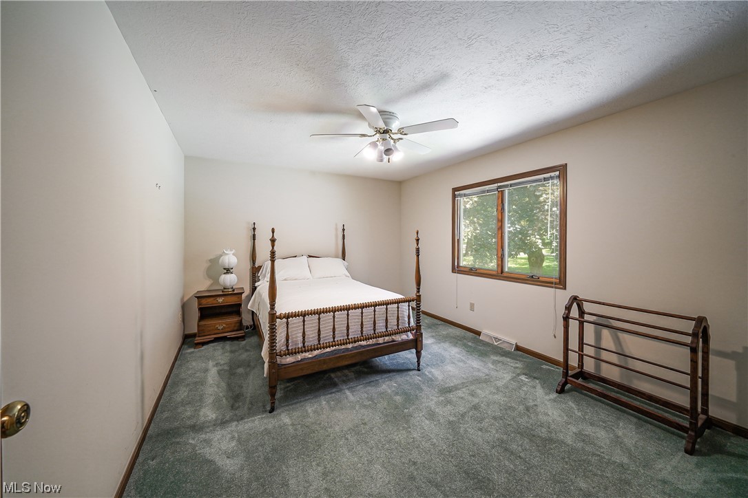 Willowdale Lake - Residential