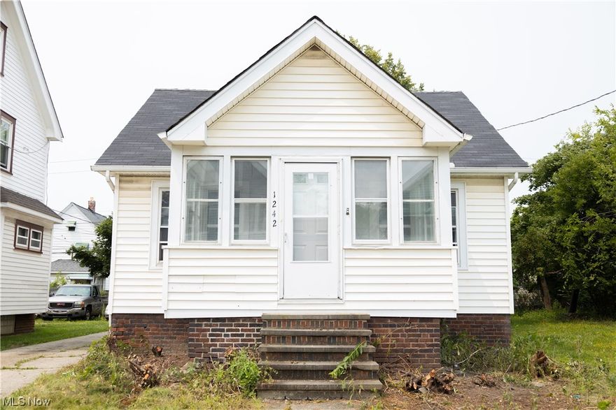 Welcome to this beautifully updated 3 bedroom Cape Cod home! This charming residence seamlessly combines classic Cape Cod architecture with modern amenities, creating the perfect blend of elegance and contemporary living. Step inside and be greeted by an inviting floor plan, boasting abundant natural light and a cozy living room, ideal for gatherings with family and friends. The fully renovated kitchen is sure to please. Conveniently located in the friendly Waterloo neighborhood, with easy access to schools, parks, shopping, and dining, this gem is the perfect place to call home. Don't miss the opportunity to own this updated beauty! Schedule your private tour today.