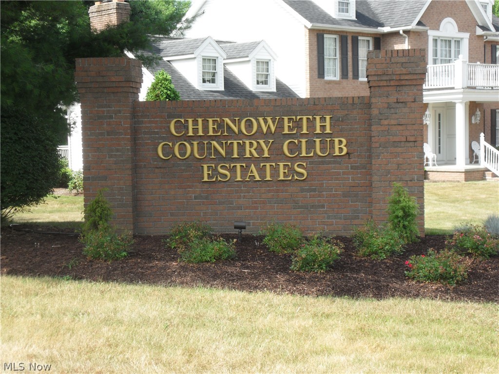 Chenoweth Country Club - Residential