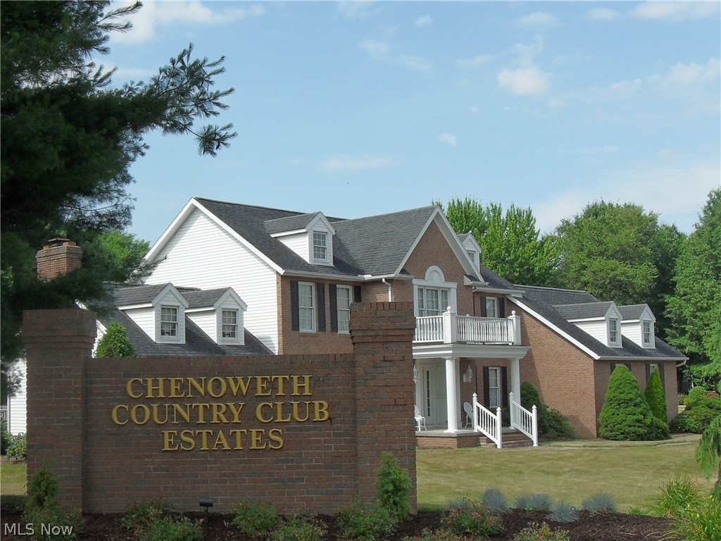 Chenoweth Country Club - Residential