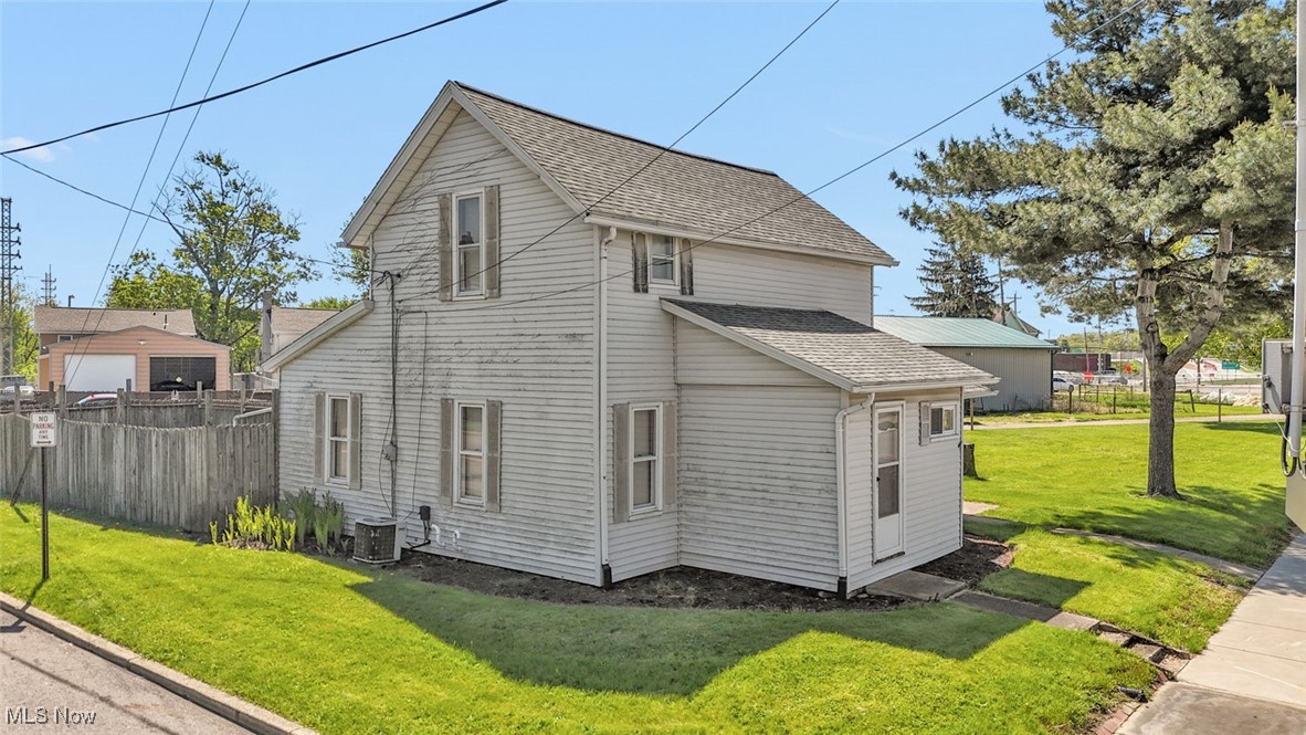 2000 Henry Avenue, Canton, Ohio image 1