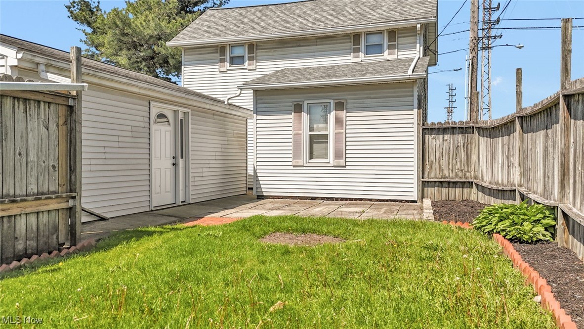 2000 Henry Avenue, Canton, Ohio image 24