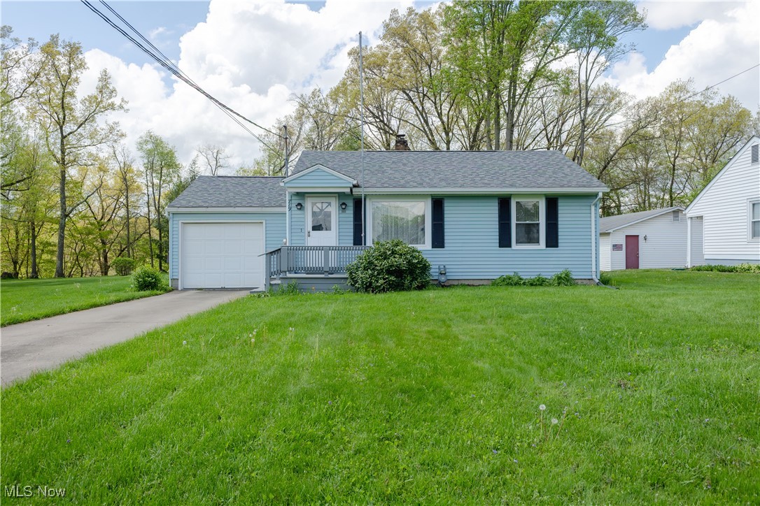 719 Sunset Drive, Lisbon, Ohio image 1