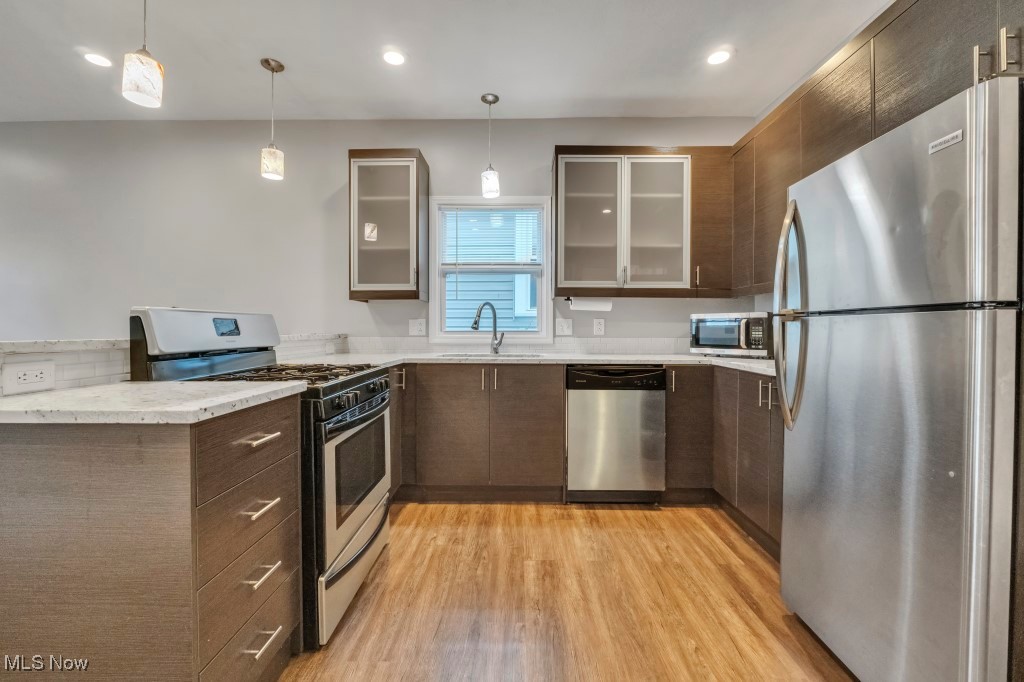 Gordon Square - Residential Income