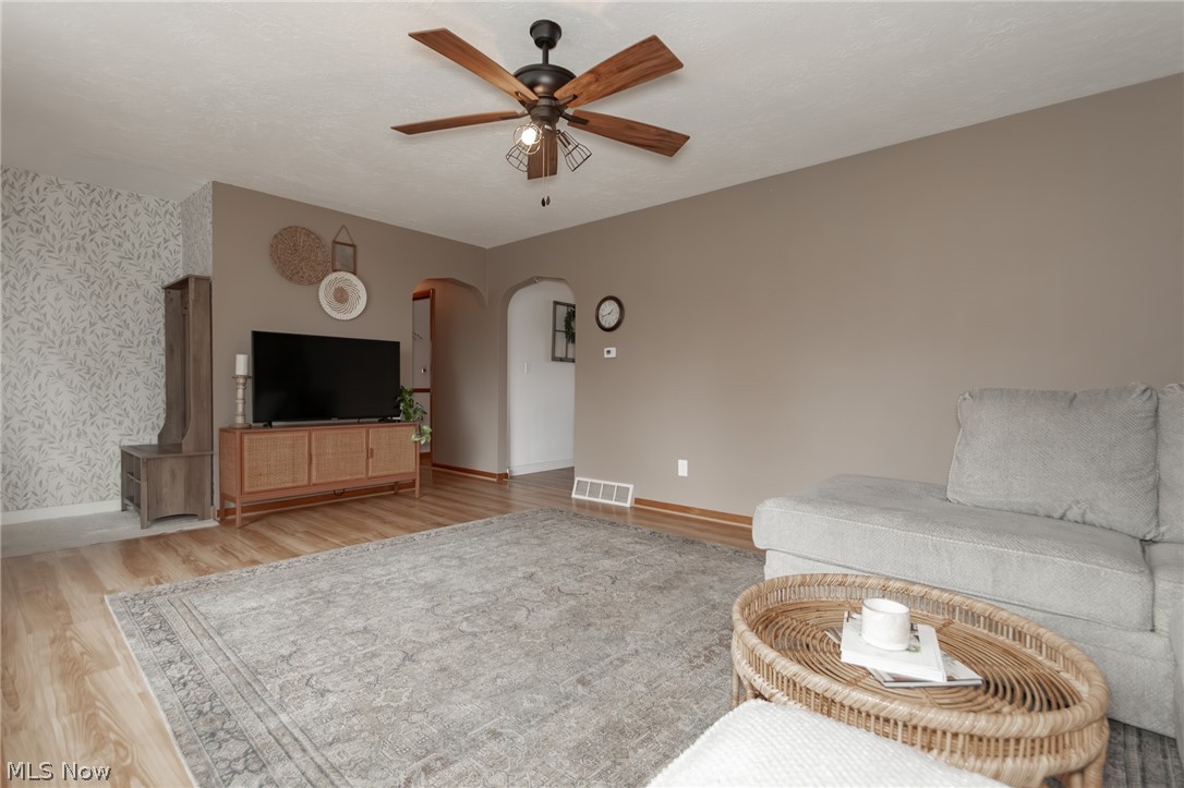 Connecticut Western Reserve - Residential