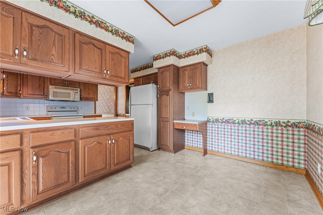 Colonial Hills - Residential